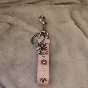 >>>>>SOLD<<<<<Coach Icy Lavender Bag charm/keyring